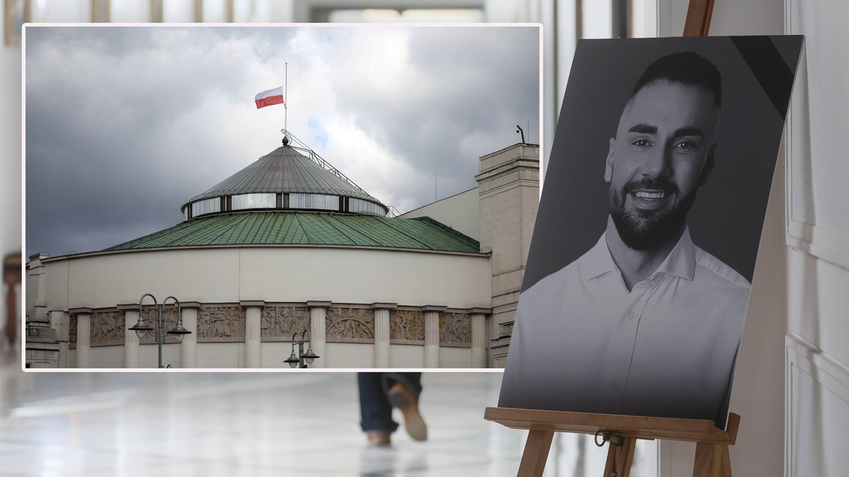 Pogrzeb Łukasza Litewki. Flaga na Sejmie opuszczona do połowy masztu