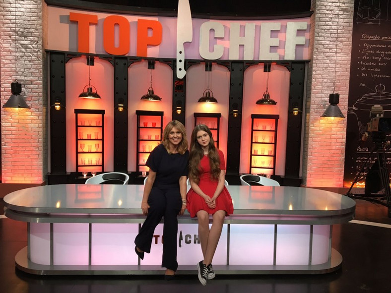 Ewa Wachowicz z córką na planie programu "Top Chef"