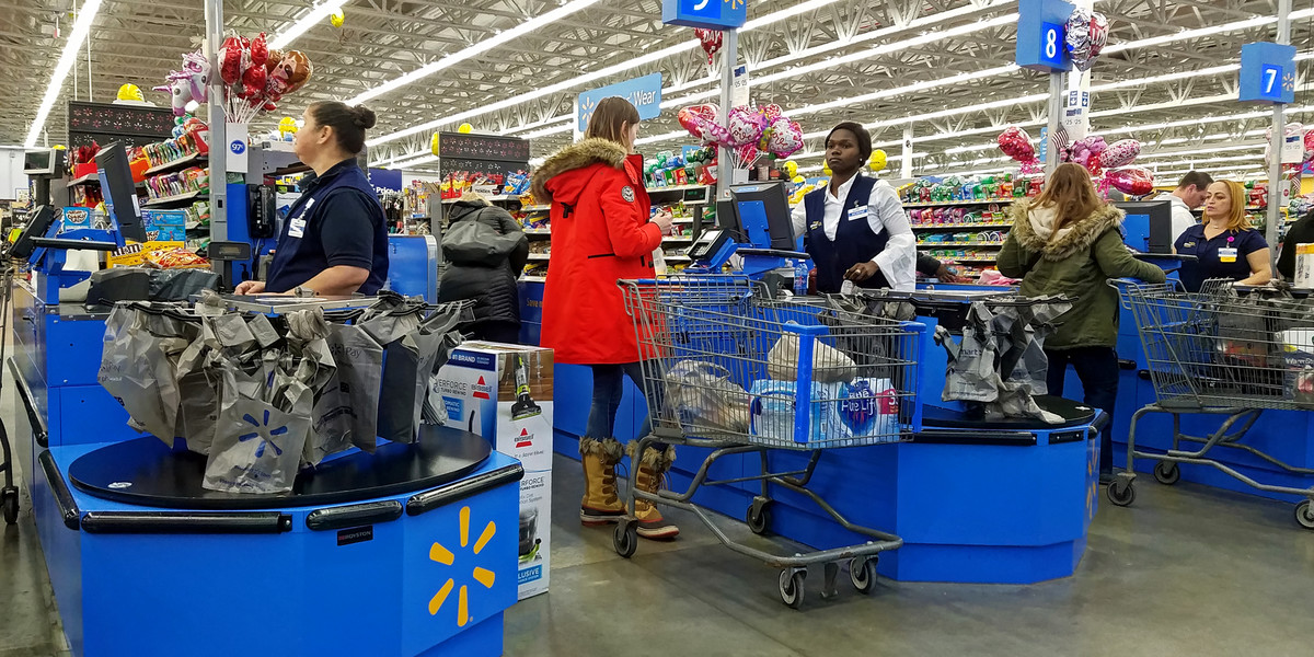 Walmart zapowiada zwolnienie kilkuset osób — pracowników centrum logistycznych. Zdjęcie ilustracyjne. 