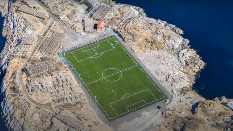 Norwegia Stadion Henningsvaer Najpiekniej Polozone Boisko Swiata Sport