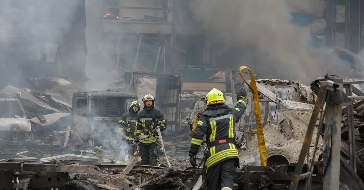 Nalot rosyjskich dronów na Kijów Ukraina. Są zabici i ranni