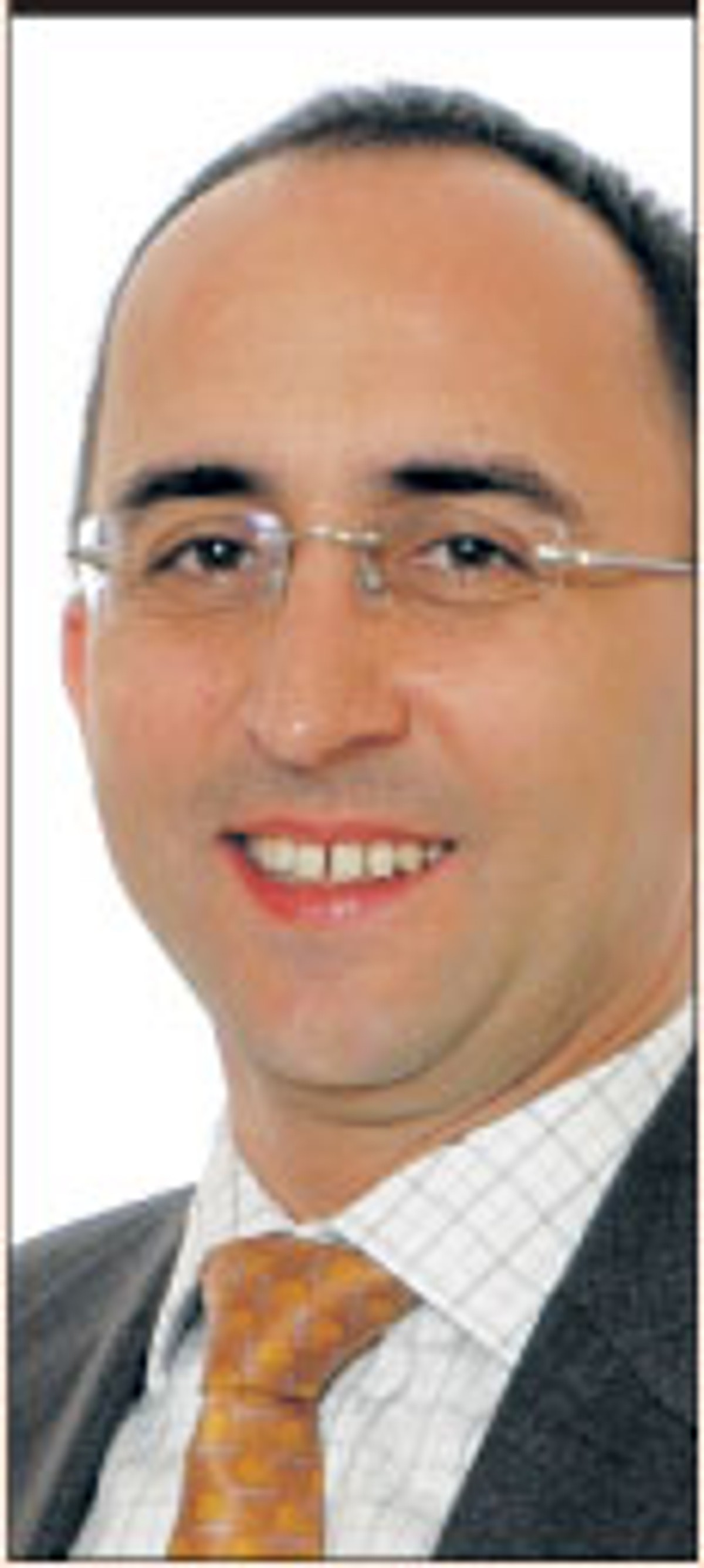 Andrzej Dębiec, partner, kancelaria Lovells