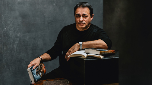 Bán Mór: „A múlt elől nincs menekvés” - interjú a Hunyadi írójával