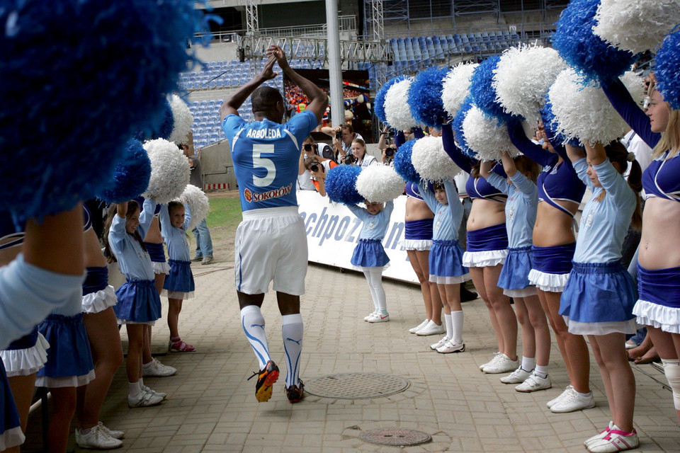 PIŁKA NOŻNA LECH POZNAŃ SEZONA 2010/2011 PREZENTACJA