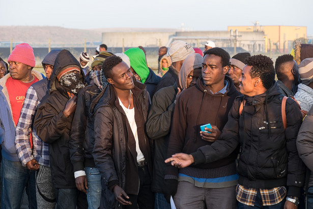 migranci w Calais