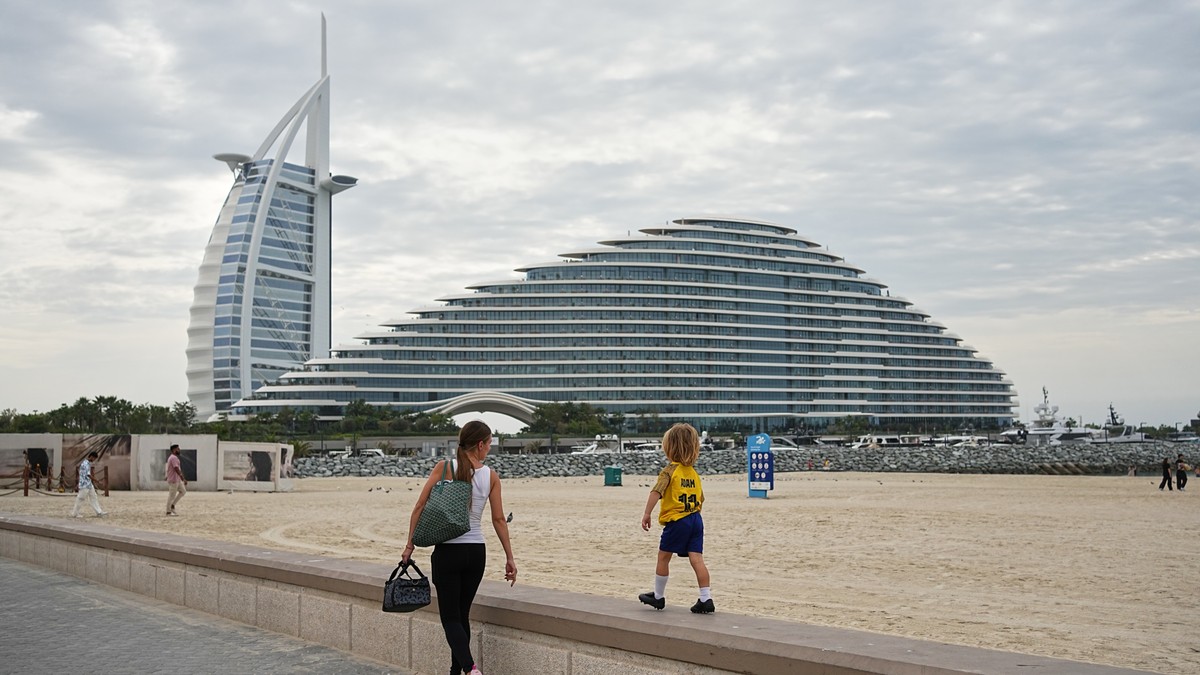 Hoteli Burdž al Arab i Džumejra Marsa al Arab u Dubaju, Emirati, 12. marta