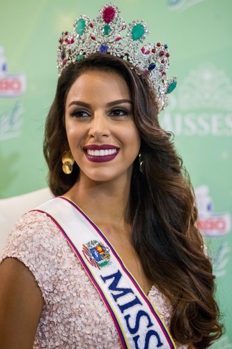 Miss Wenezueli 2016 Keysi Sayago