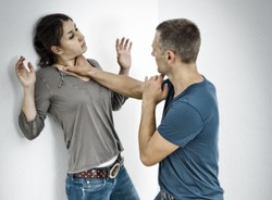 Szokujący raport rządu: przemoc kwitnie w polskich domach