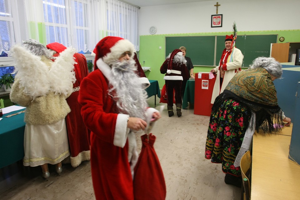 KRAKÓW WYBORY SAMORZĄDOWE ŚW. MIKOŁAJ