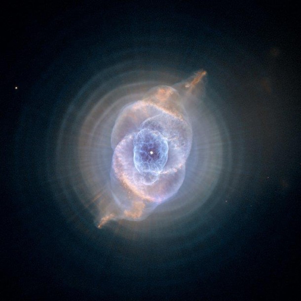 hubble32