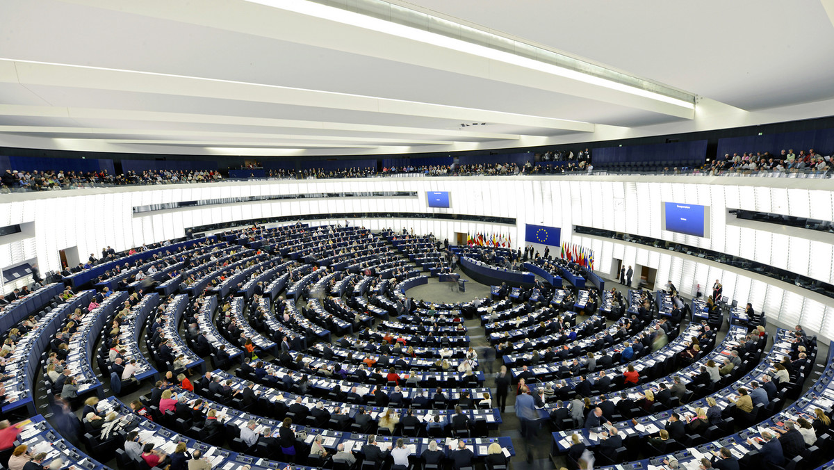 Sondaż: Wybory do Parlamentu Europejskiego. PiS przed Koalicją Europejską