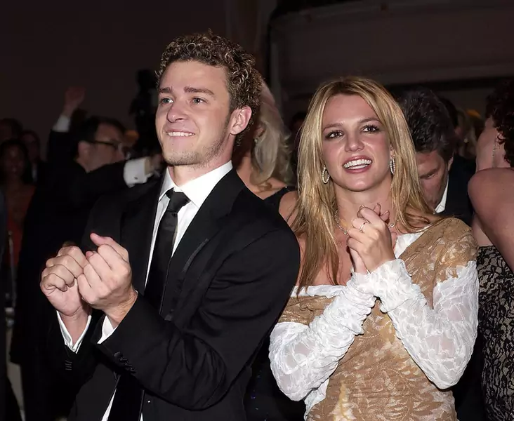 Britney Spears i Justin Timberlake podczas 44. ceremonii wręczenia nagród Grammy, 27.02.2002 r.