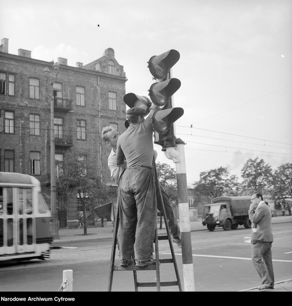 Sceny uliczne ze śródmieścia Warszawy (1969)