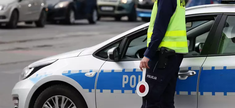 Od dziś na drogach więcej policji. Patrolować będzie także grupa Speed