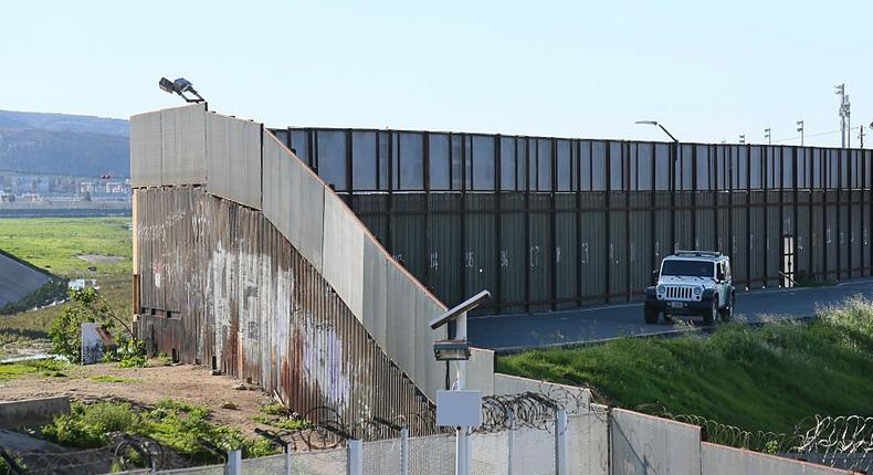 US-Mexico border wall