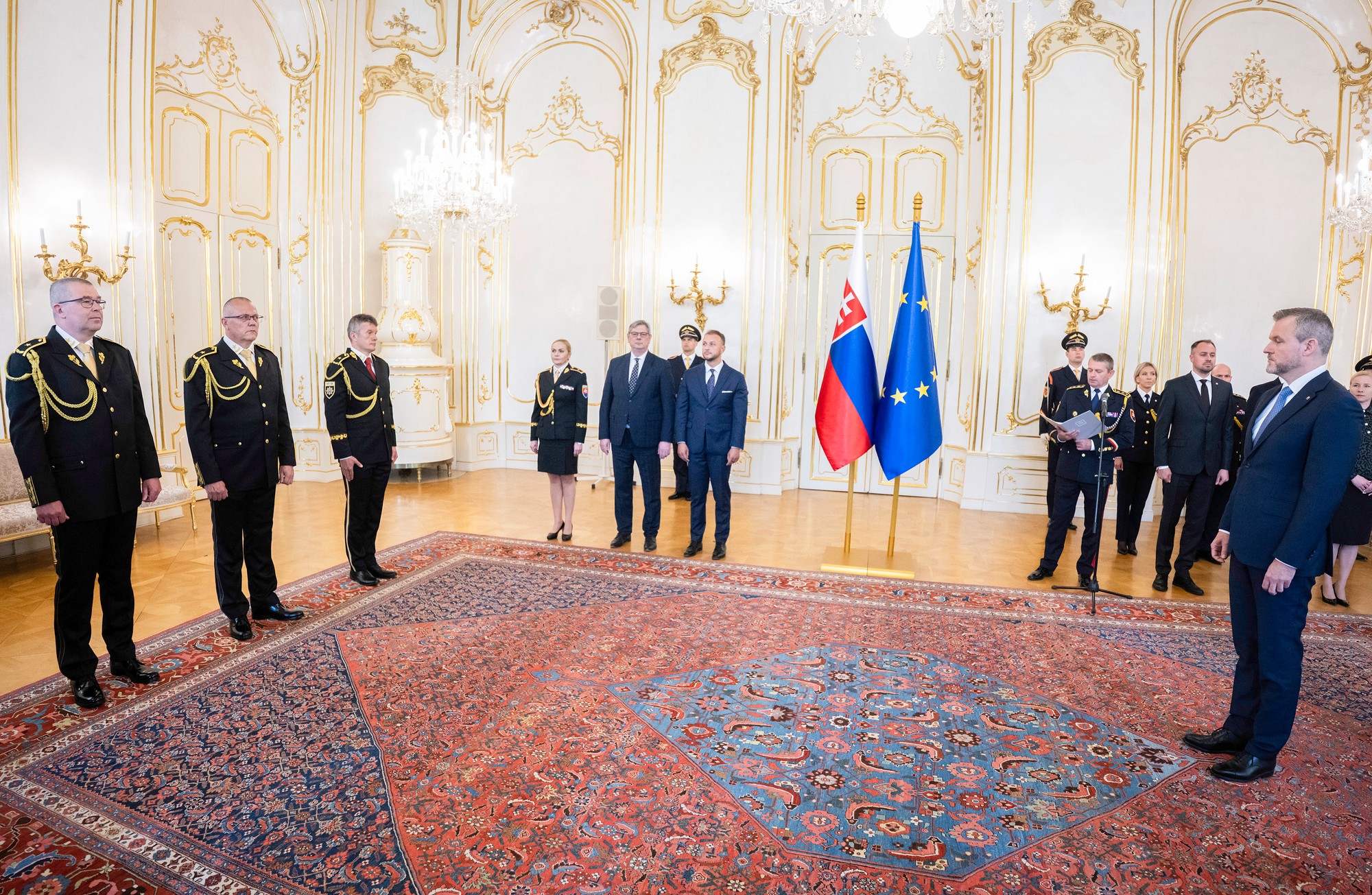 Prezident Peter Pellegrini vymenoval nových generálov. 