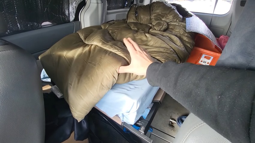 Život u automobilu - krevet