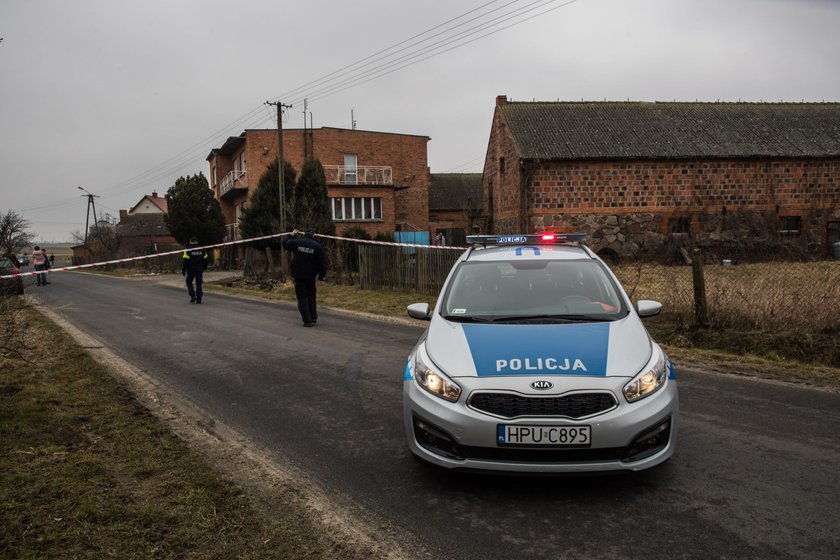 Atak nożownika. Dwie osoby nie żyją, matka z dzieckiem walczą o życie 