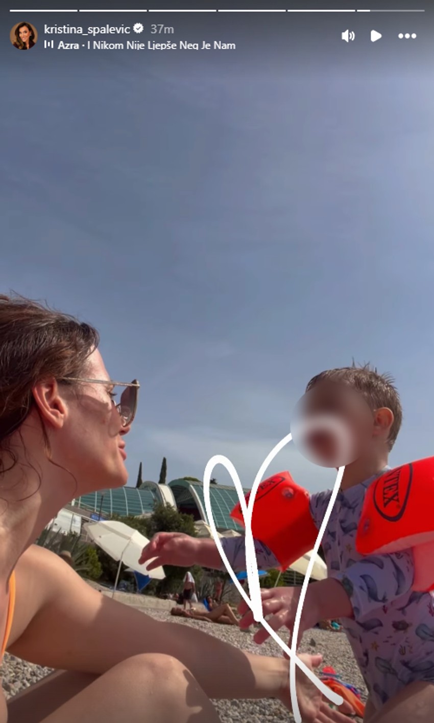 Kristina Spalević sa sinovima napustila Srbiju, oglasila se sa ove destinacije