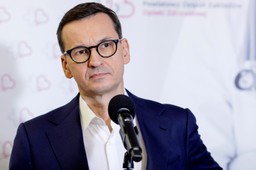 Morawiecki: Zerowy VAT na żywność przynajmniej przez pierwsze półrocze przyszłego roku