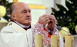 1 listopada Kościół katolicki obchodzi uroczystość Wszystkich Świętych. Kard. Nycz: Miłość jest podstawą świętości