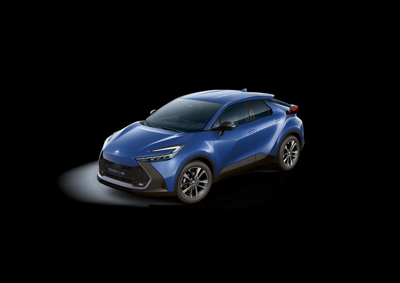 Toyota C-HR 2026 debiutuje z nowymi lakierami i rozszerzoną gamą napędów w wersji GR SPORT