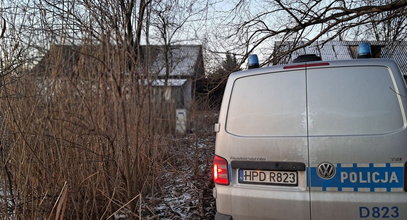 Policjanci pukali, ale nikt nie otwierał. Tylko ten cichy dźwięk zza drzwi...