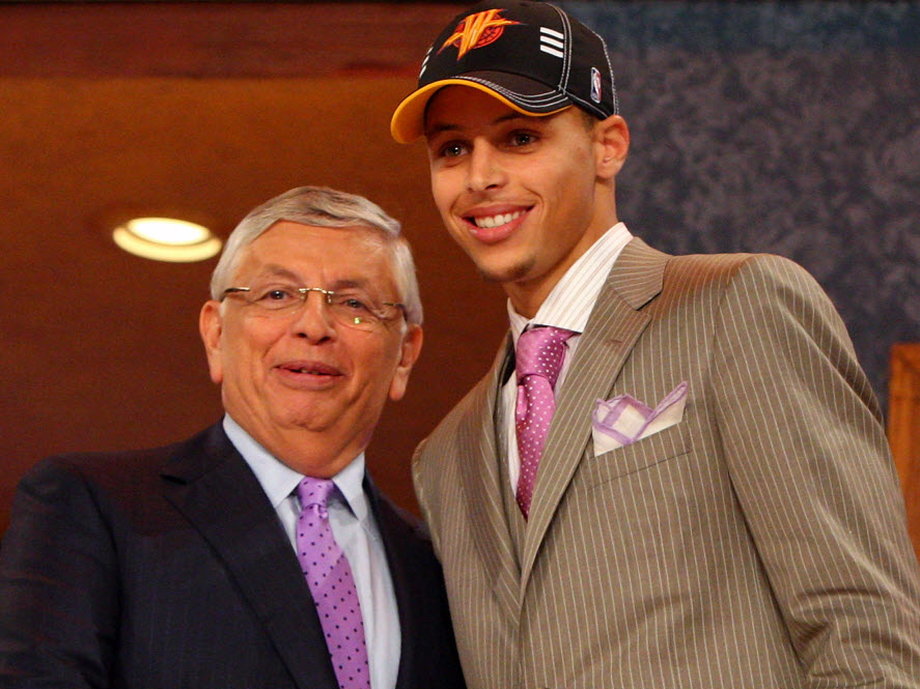 Now, see who was valued over Stephen Curry in 2009: