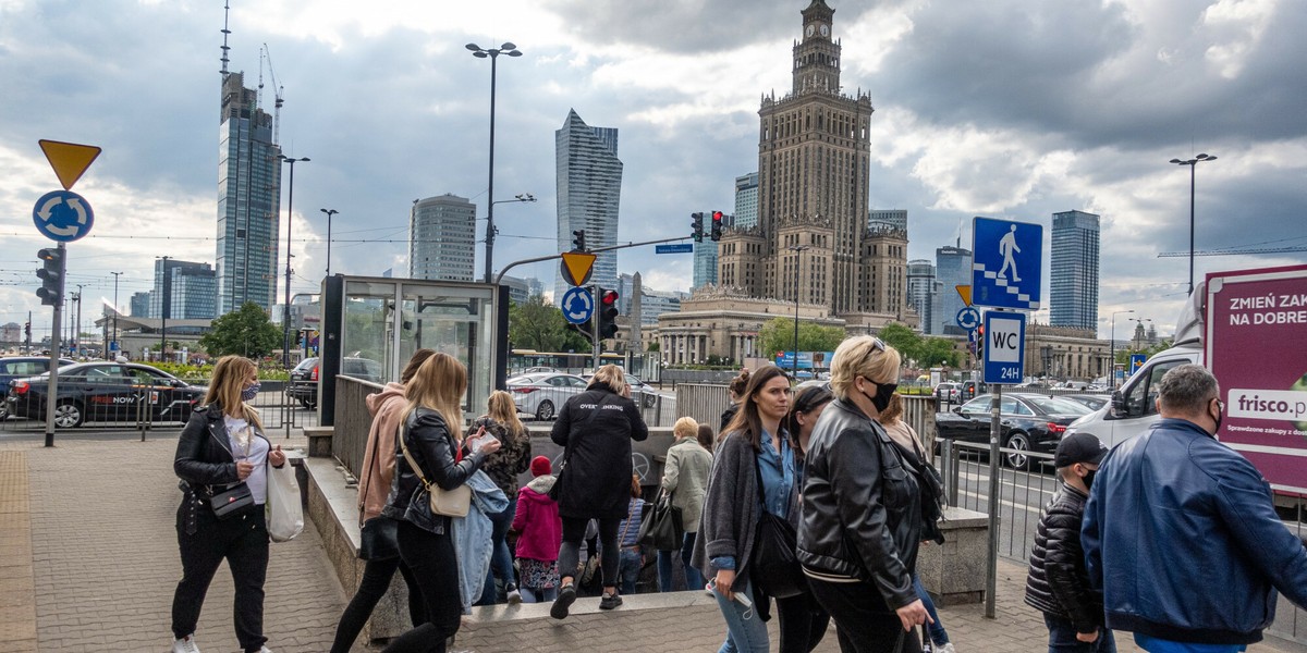 Dla wielu Polaków świat finansów jest niezwykle trudny. Ale i tak wypadamy w tej kwestii lepiej niż inne kraje z regionu.