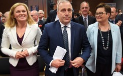 Konwencja KO w Pałacu Kultury. Odwrócenie reform PiS, 'odbudowa demokracji', powrót in vitro. Co jeszcze?