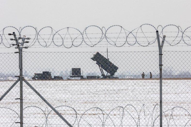 Wyrzutnia Patriot na lotnisku w Rzeszowie