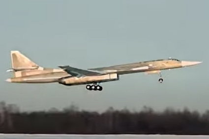 Rosja testuje dwa nowe bombowce za 500 mln dol. Jest nagranie