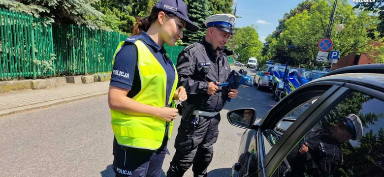 Za znakiem B-43 łatwiej stracić prawo jazdy. Kierowcy zapominają o ważnej zasadzie