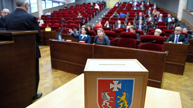 Podkarpackie: Sejmik nie wybrał przewodniczącego komisji rewizyjnej