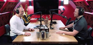 Powrót opowieści. Podcast wygrał z metawersum