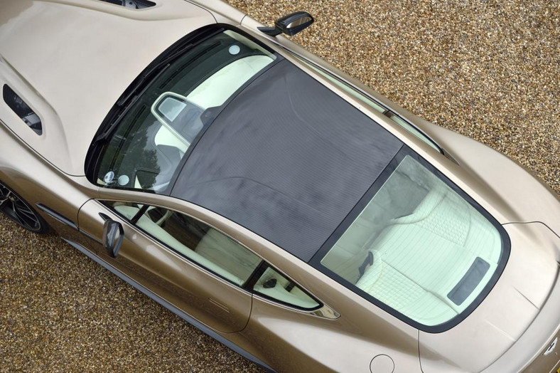 Jak jeździ Aston Martin Vanquish?