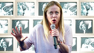 Meloni nie chce wojny celnej z USA, włoska opozycja mówi o poddańczej postawie wobec Trumpa