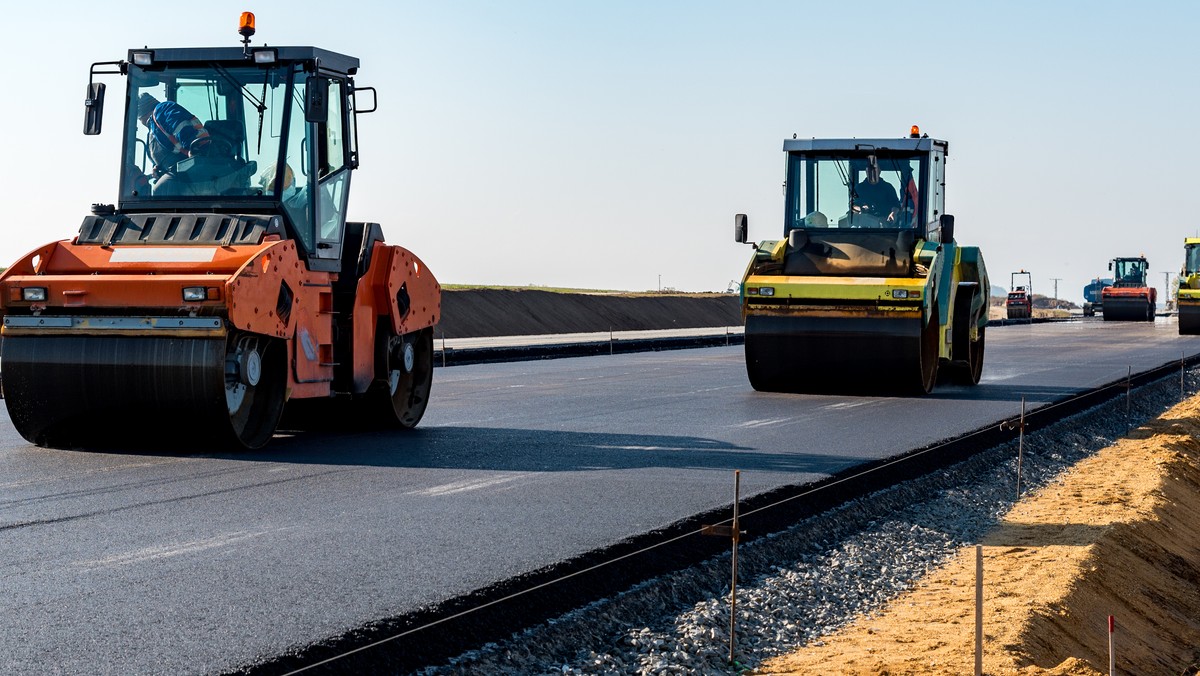 Lódzkie: 239 mln zł z FDS na remonty dróg samorządowych