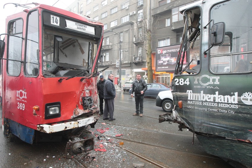 Povređeni u sudaru prebačeni su u Urgentni centar