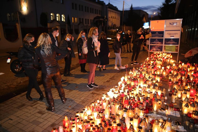 Strajk pod siedzibą PiS w Białymstoku