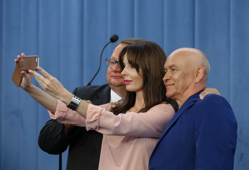 Ruszard Kalisz i Agnieszka Włodarczyk w sejmie na konferencji