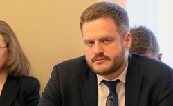 Cieszyński o obostrzeniach: Jesteśmy gotowi, aby zrobić krok wstecz