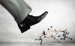 TTIP, CETA, czyli jak biznes dyktuje prawo. &quot;Te umowy są po to, by zamykać ludziom usta&quot;