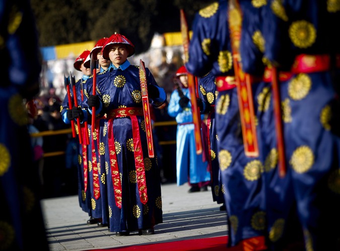 Wszystko wygląda jak tysiące lat temu. Przepych, bogaty ceremoniał i odwołania do tradycji cesarstwa