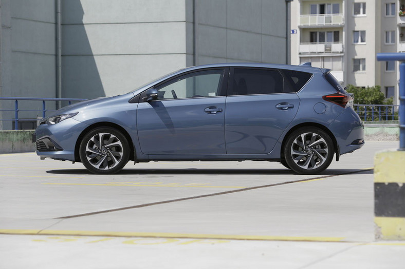 Zmiany wyszły na dobre - test Toyoty Auris 1.2 T