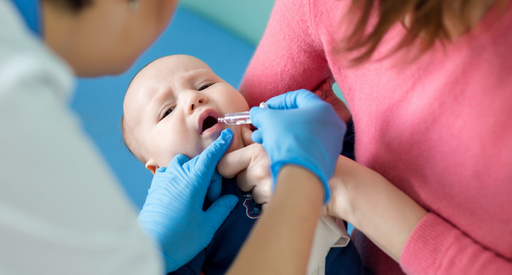 Вакцинацию против ротавируса следует проводить ребенку в возрасте до 32 недель 