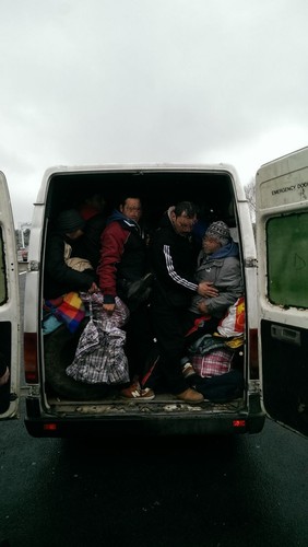 43 osoby w jednym busie