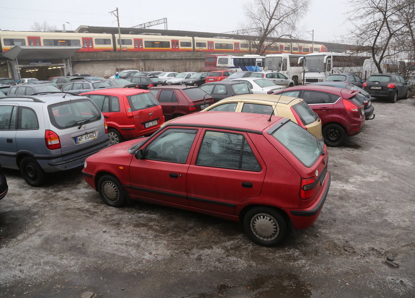 Kierowcy chcą parkingu