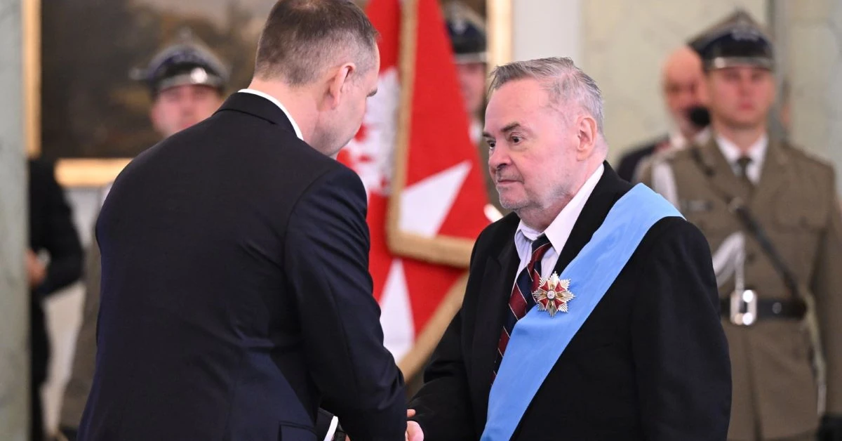 Prezydent przyznał najwyższe polskie odznaczenia. Poczobut i Łysiak z Orderami Orła Białego