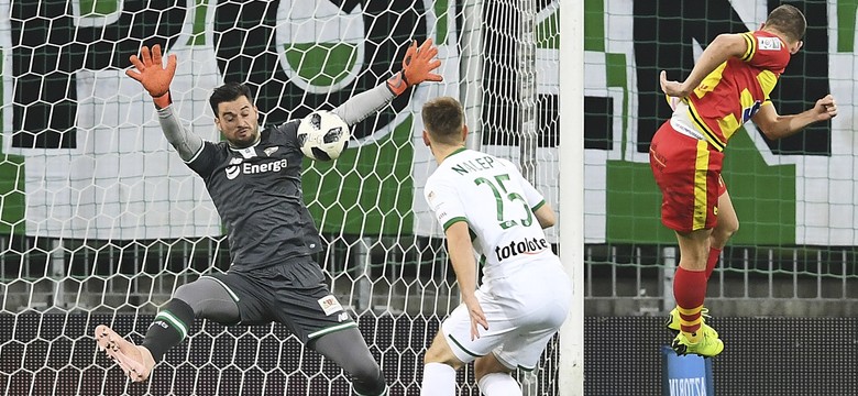 Ekstraklasa: Lechia umocniła się na prowadzeniu. Legia nowym wiceliderem